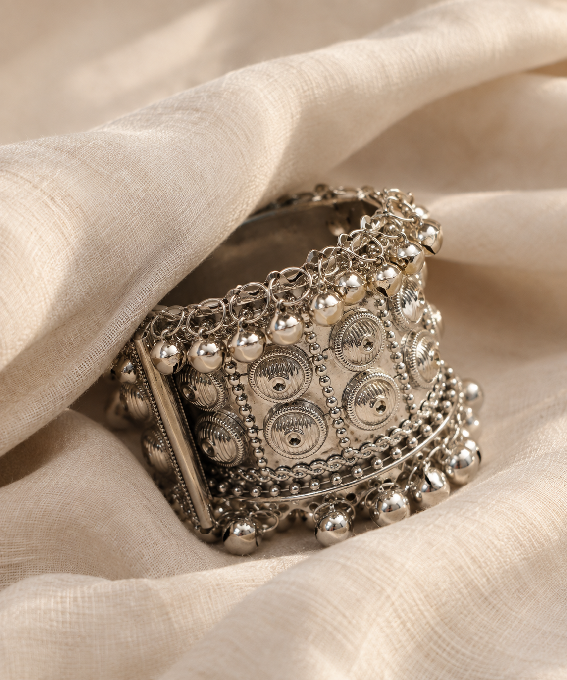 Antique Silver Statement Cuff ✨