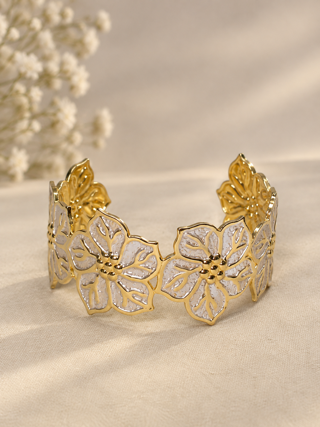 🌸 Golden Bloom Floral Cuff