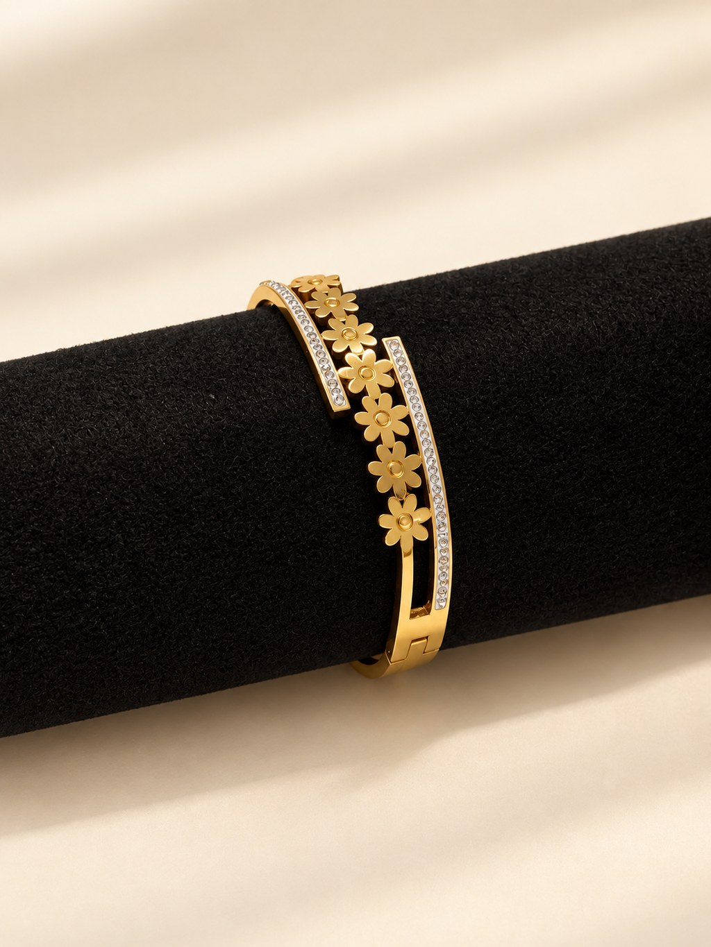 Floral Crystal Gold Bracelet ✨